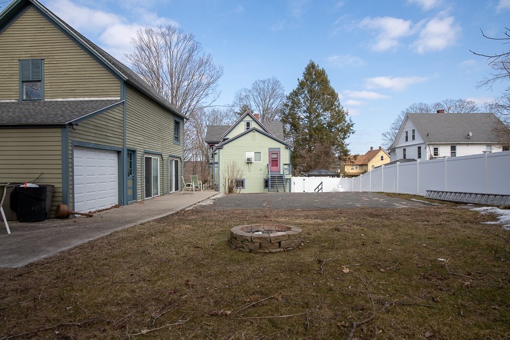 4 Spring St Property Photo 2