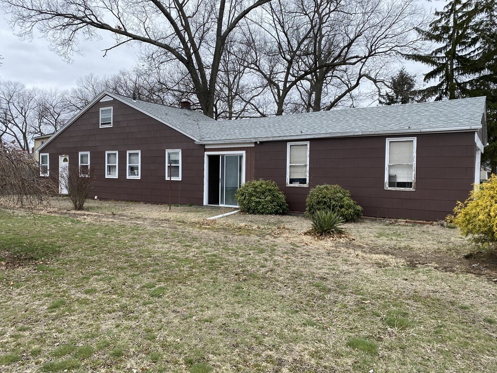 1150 Granby Rd