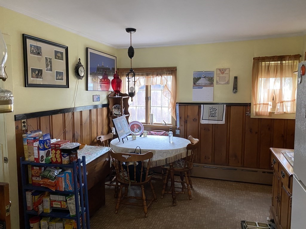 1150 Granby Rd Property Photo 11