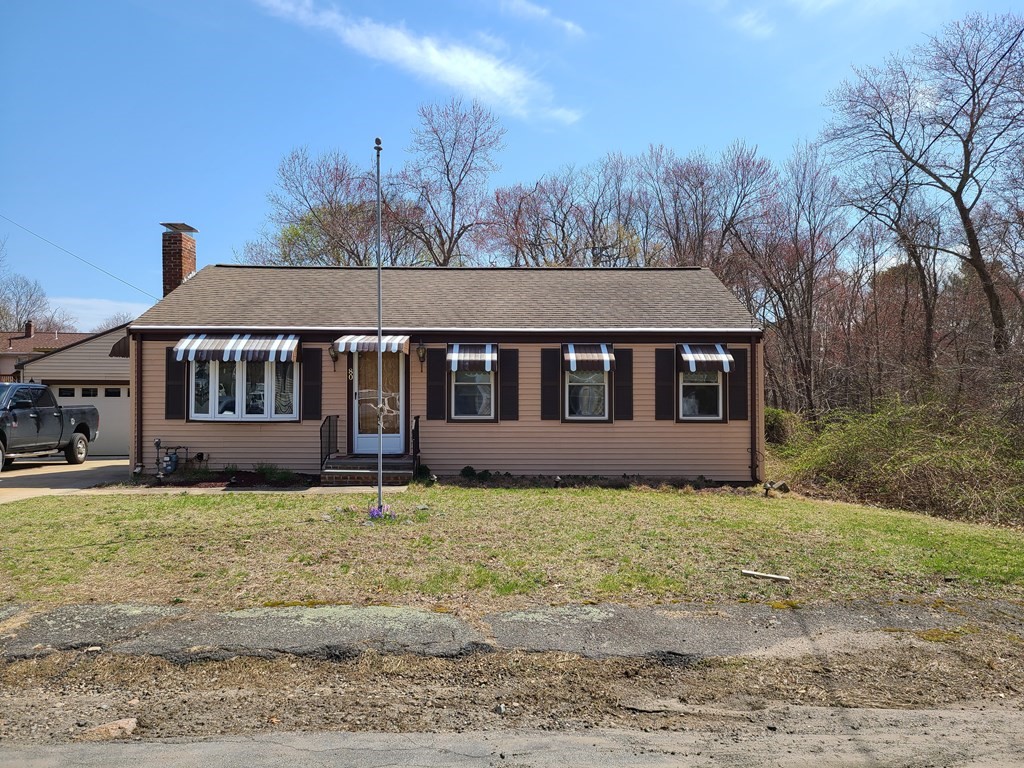 80 Lake St Property Photo 1