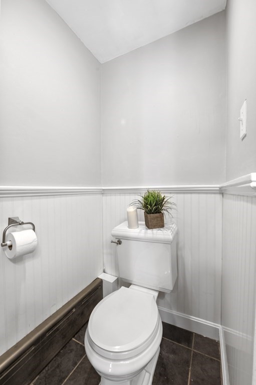 1044 Saratoga St # 1 Property Photo 16