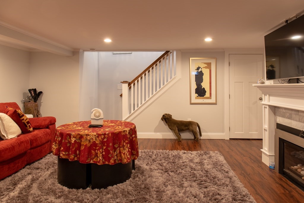 42 Churchill Place Property Photo 13