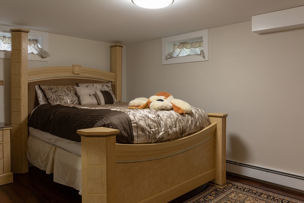 42 Churchill Place Property Photo 18