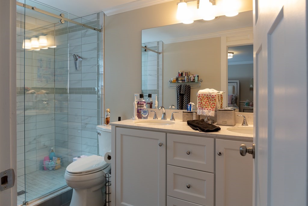 42 Churchill Place Property Photo 21