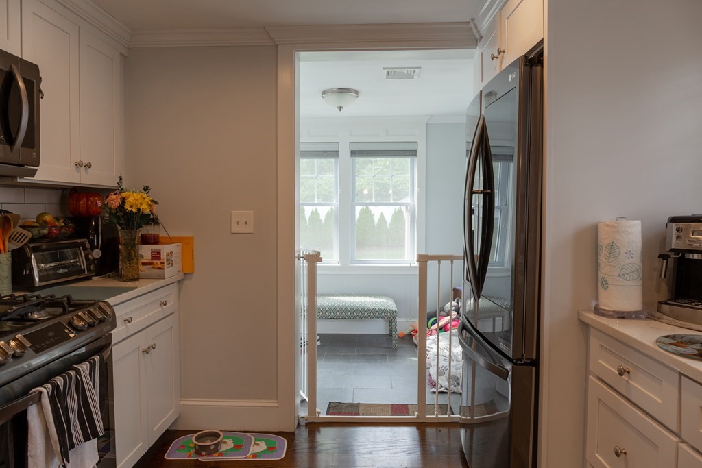 42 Churchill Place Property Photo 22