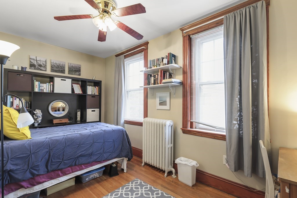 37 Gladstone # 2 Property Photo 11