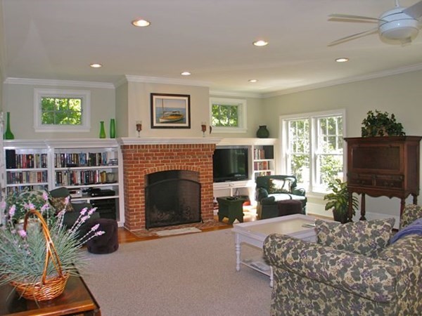 37 Mempremagog Ave Vh410 Property Photo 3