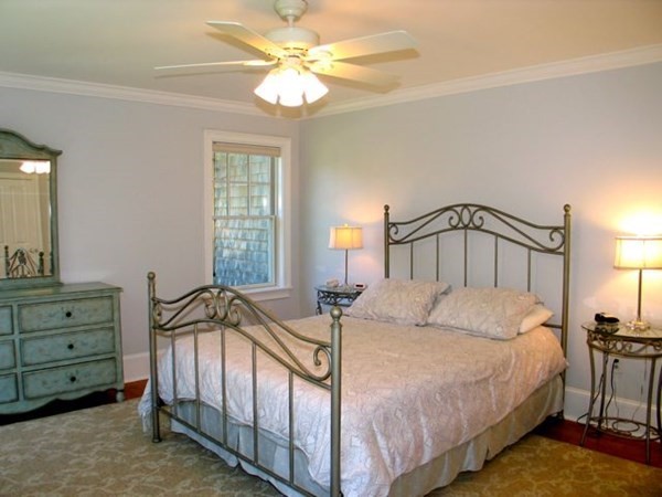 37 Mempremagog Ave Vh410 Property Photo 12