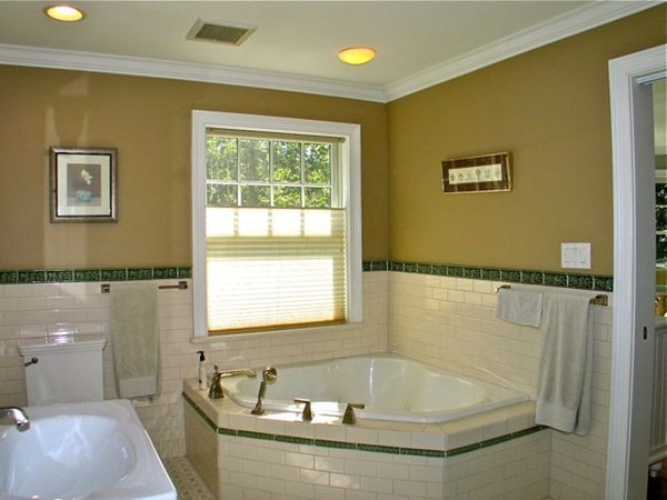 37 Mempremagog Ave Vh410 Property Photo 18