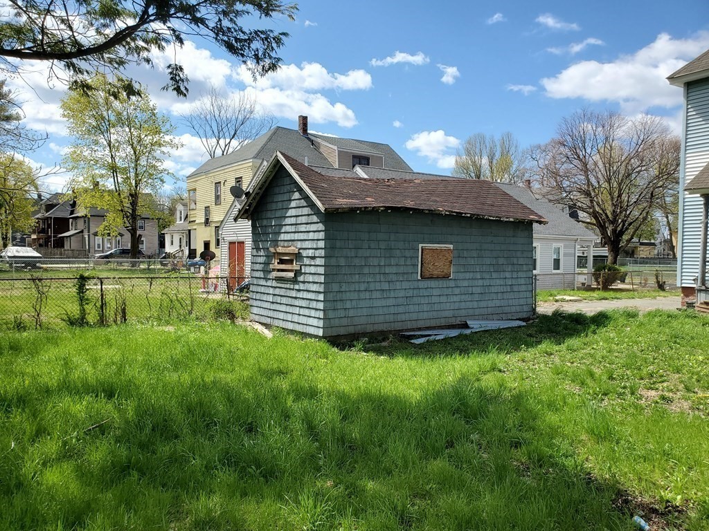 15 Kenyon St Property Photo 6
