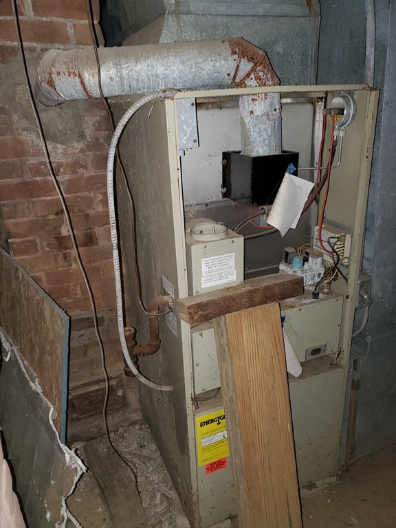 15 Kenyon St Property Photo 16