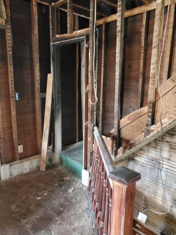 15 Kenyon St Property Photo 27