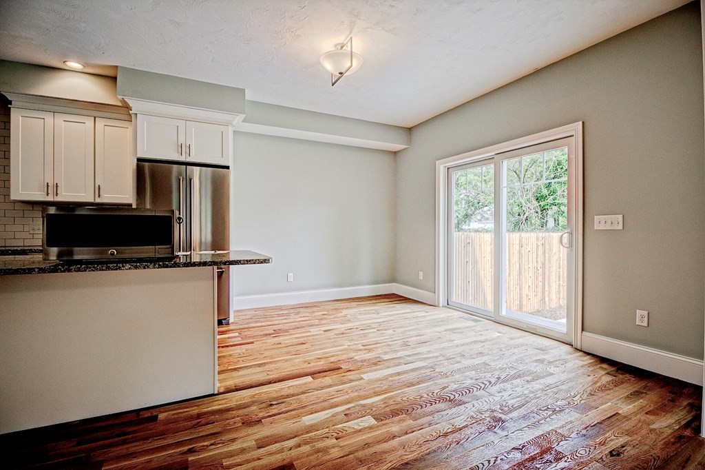 167 N Main St # A Property Photo 5