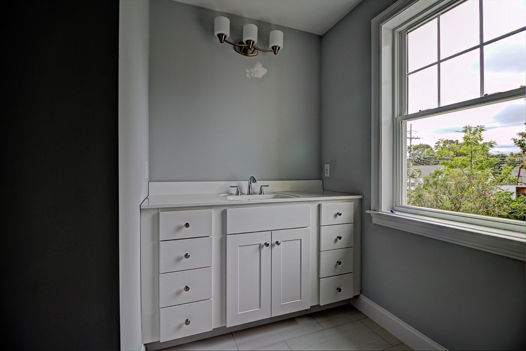 167 N Main St # A Property Photo 8