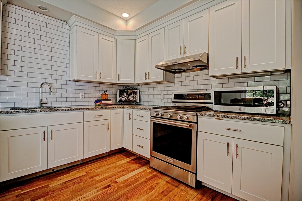 167 N Main St # A Property Photo 13