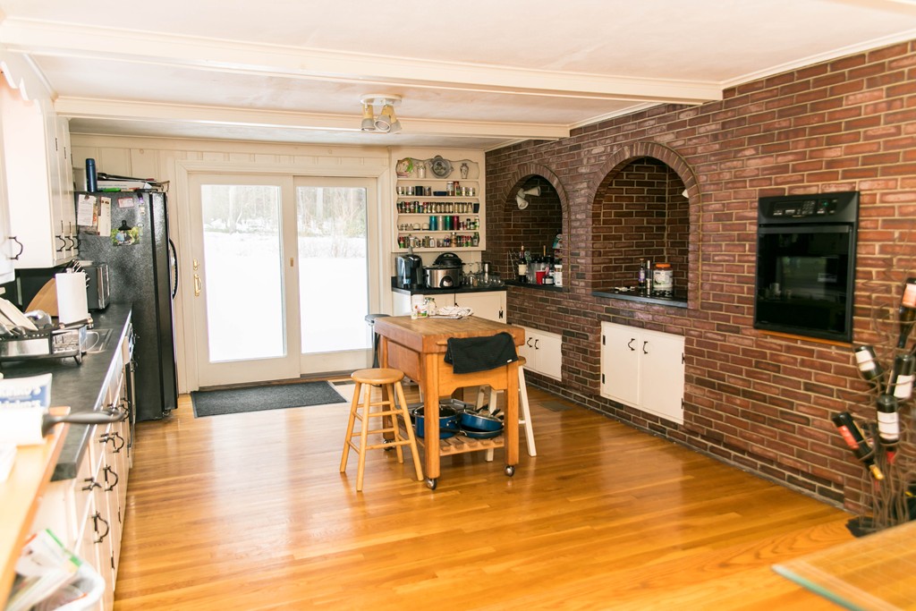 25 Bretton Rd Property Photo 2
