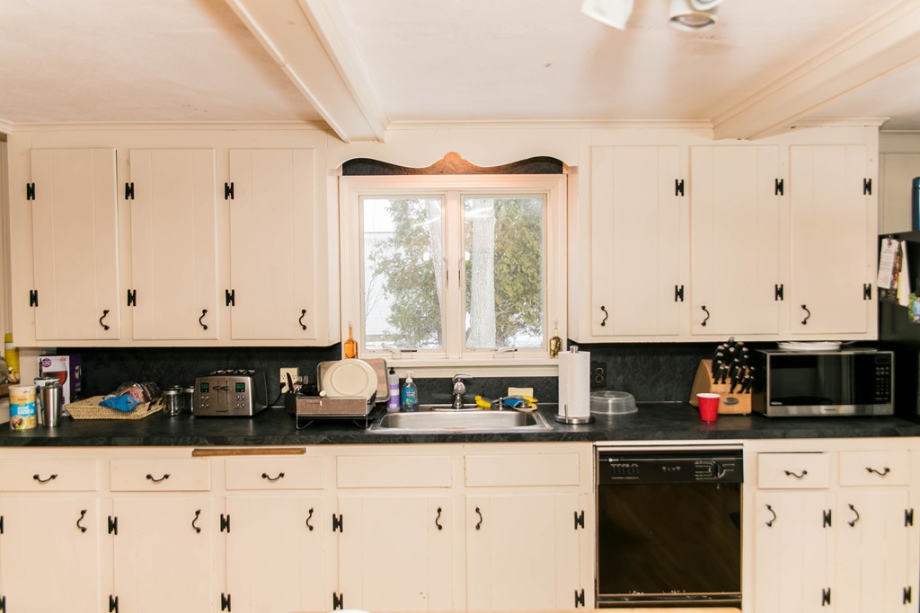 25 Bretton Rd Property Photo 4
