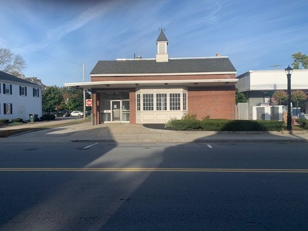 30 Main St Property Photo 1