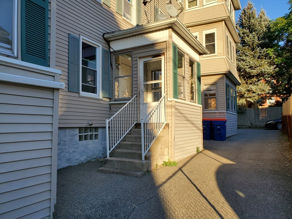 178 Thomas St Property Photo 4