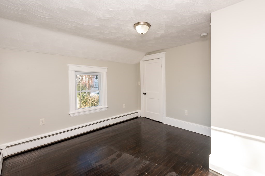 54 Observatory Ave Property Photo 38