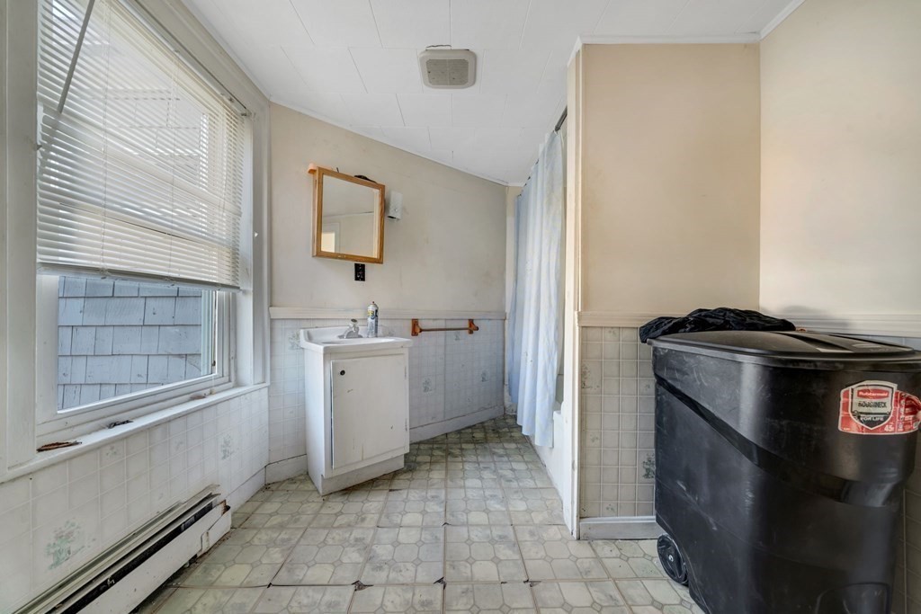 40 Bedford St Property Photo 19