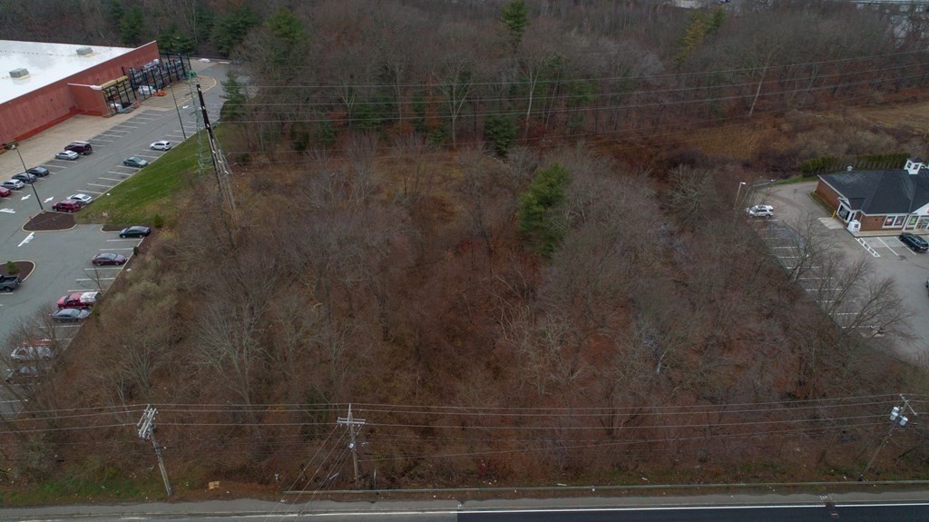1425 Pleasant St Property Photo 6