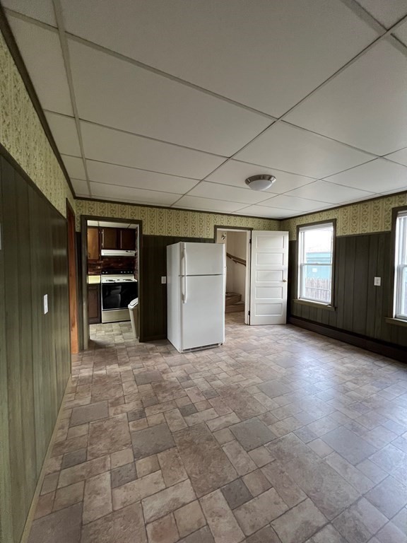 17 Jewel Ave Property Photo 6
