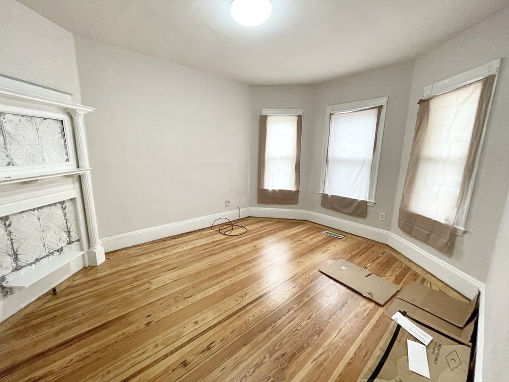 10 Wave Ave # 1 Property Photo 3