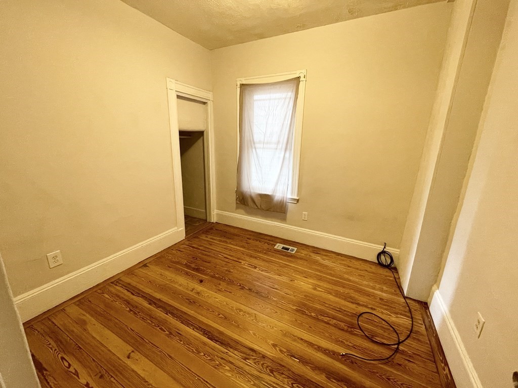 10 Wave Ave # 1 Property Photo 7