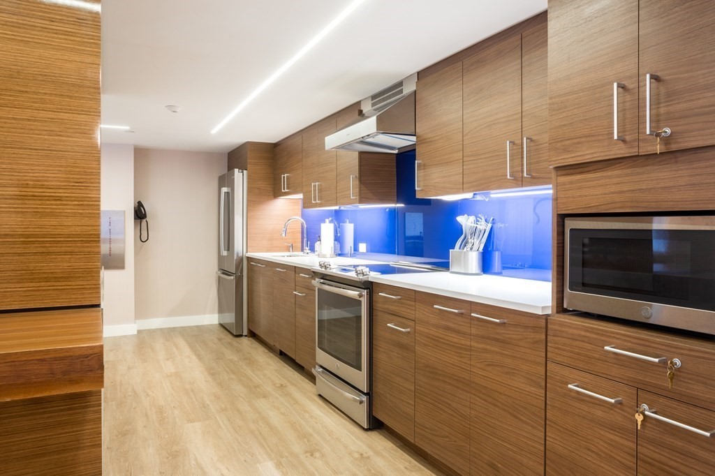 151 Tremont St # 16m Property Photo 12