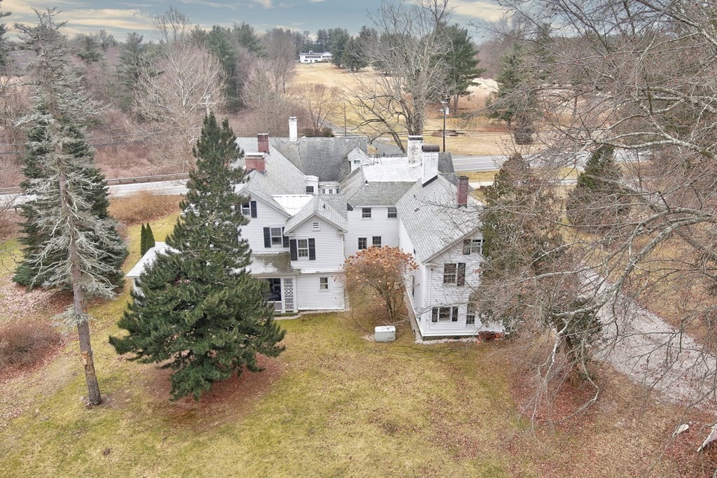 684 South Egremont Rd Property Photo 2