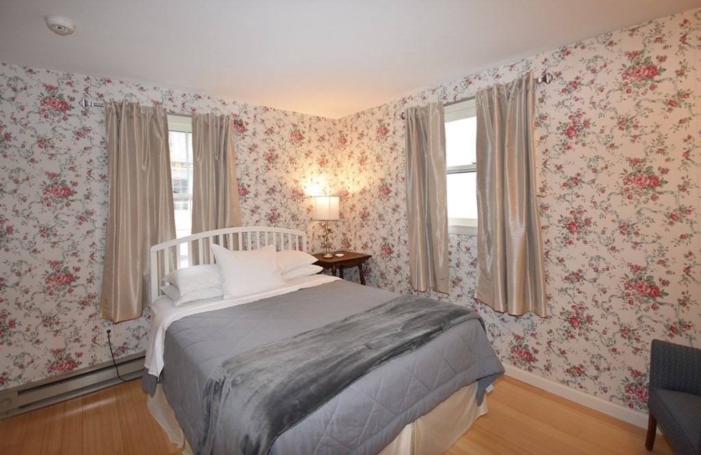 684 South Egremont Rd Property Photo 24