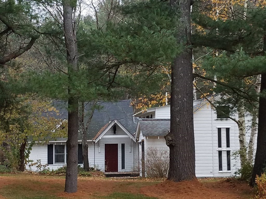 684 South Egremont Rd Property Photo 25
