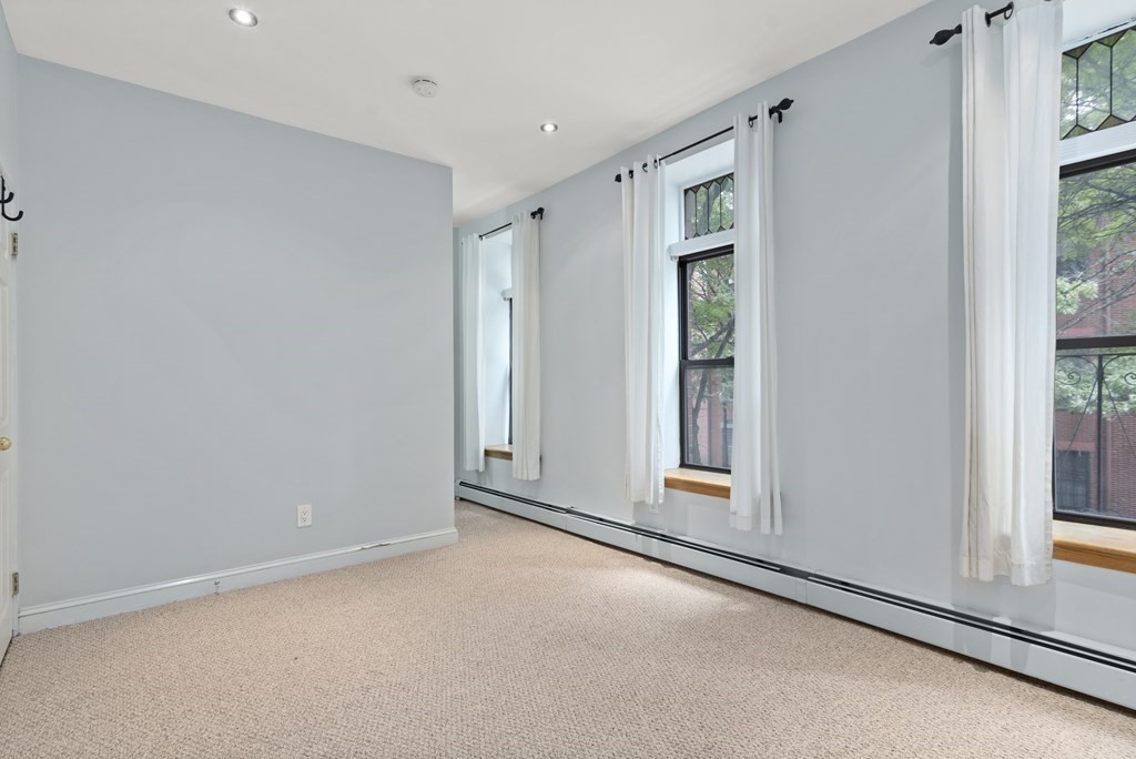 469 Shawmut # 2 Property Photo 10