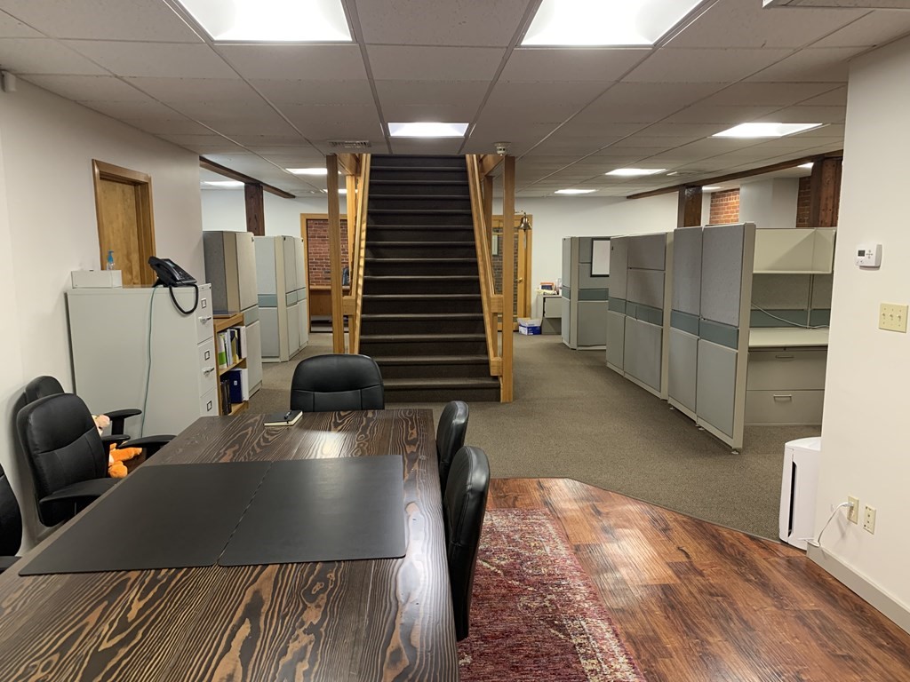18 John Street Property Photo 5