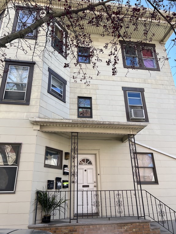 193 Ashley Blvd