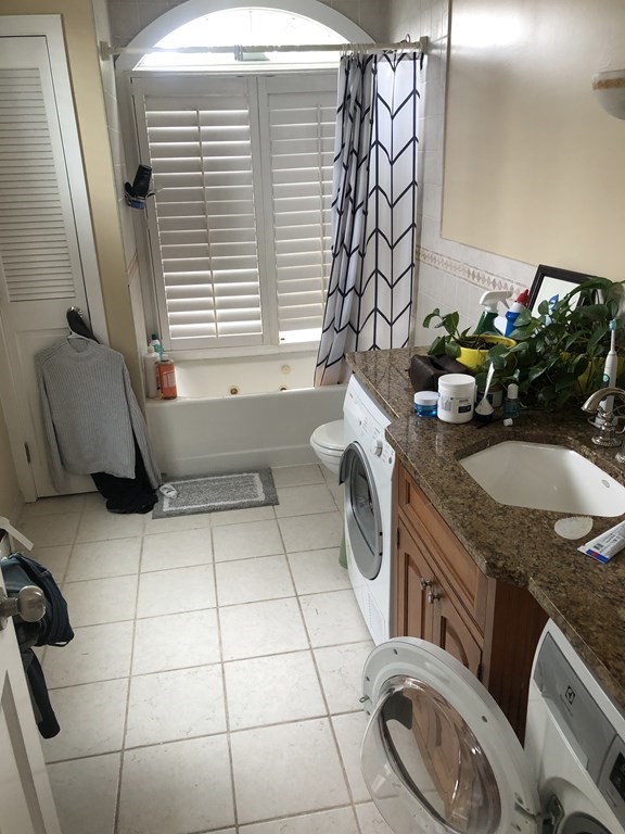 682 East Sixth # 2 Property Photo 11