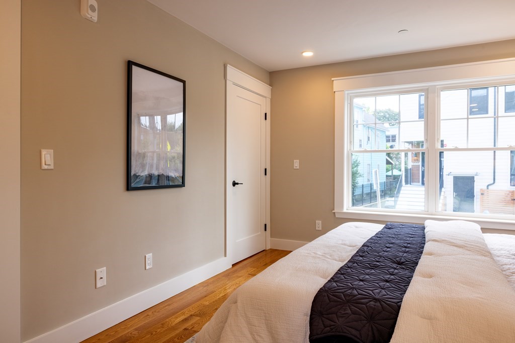 2 Morrison Ave # A Property Photo 7