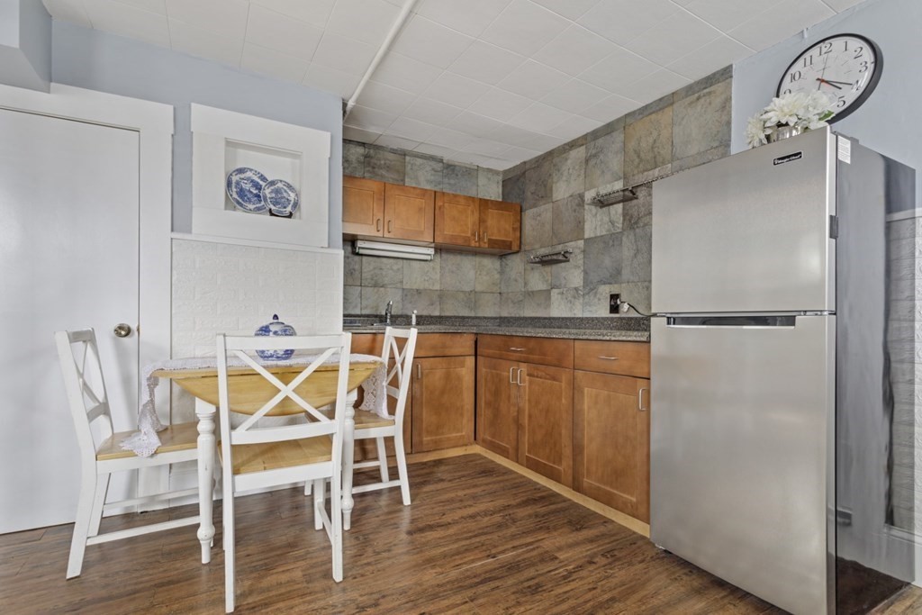 89 Dale St Property Photo 26
