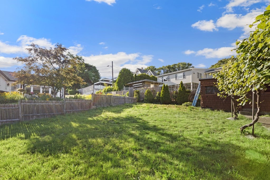 89 Dale St Property Photo 29