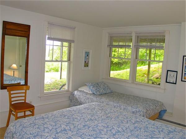 6 Briar Path Property Photo 14
