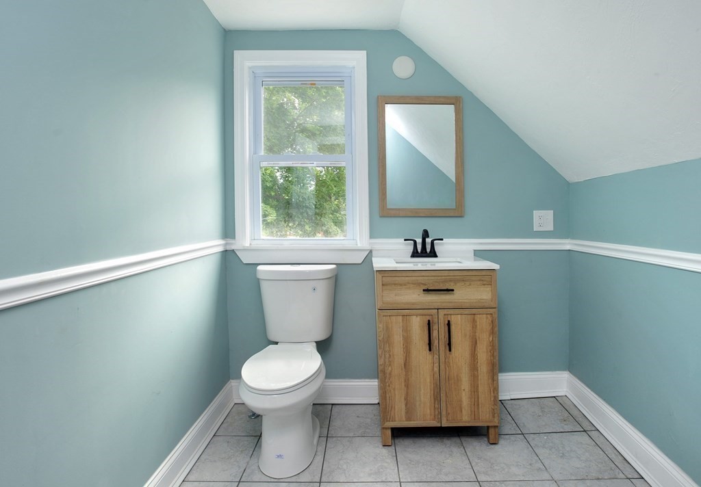 18 Rock Street Property Photo 26