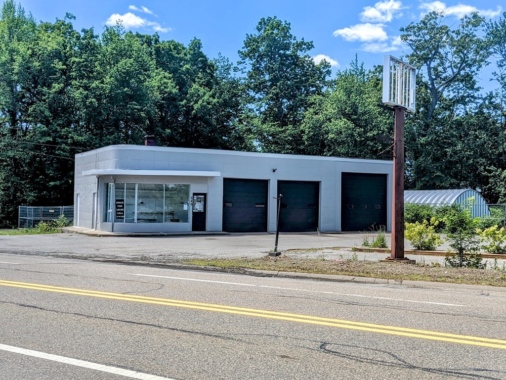 340 Main St. Property Photo 1