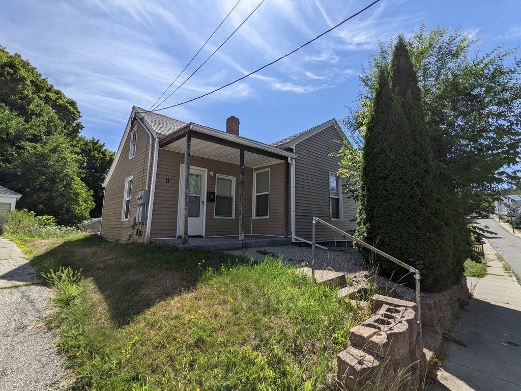 13 Fifth Ave. Property Photo 3