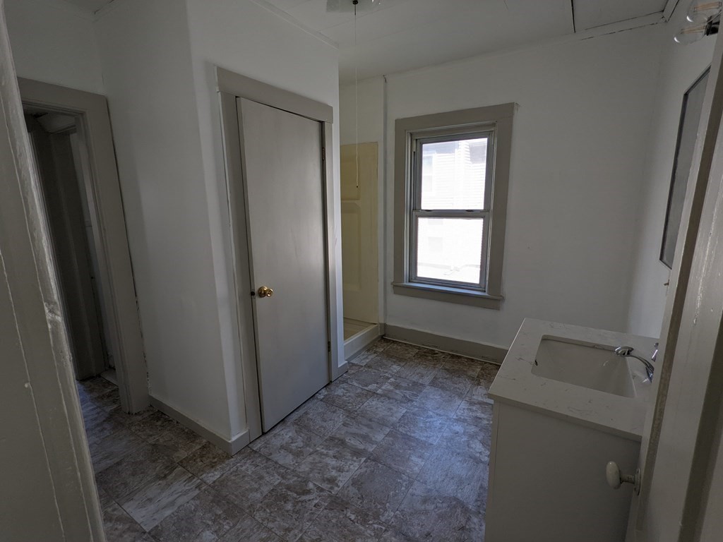 13 Fifth Ave. Property Photo 17