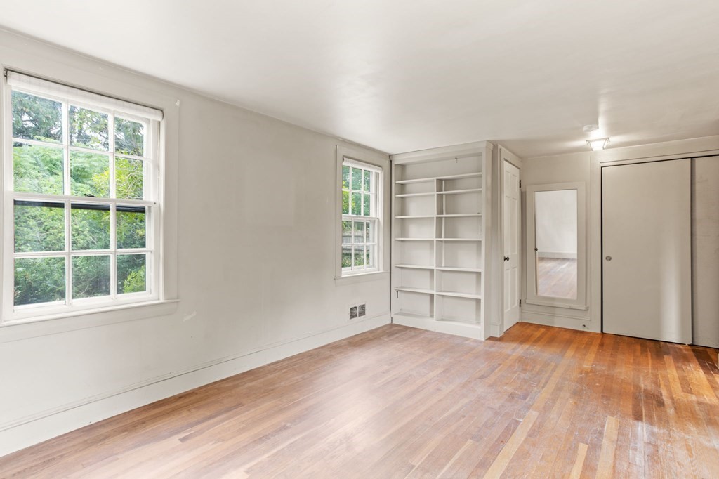 2656 Main Street Property Photo 16