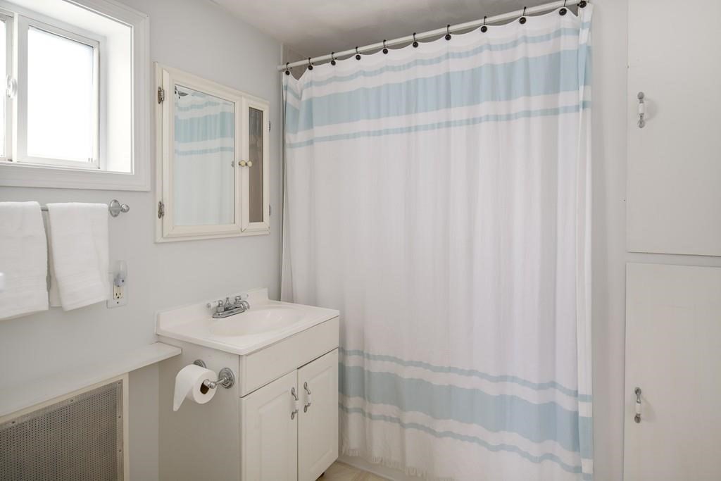144 Brooks St Property Photo 14