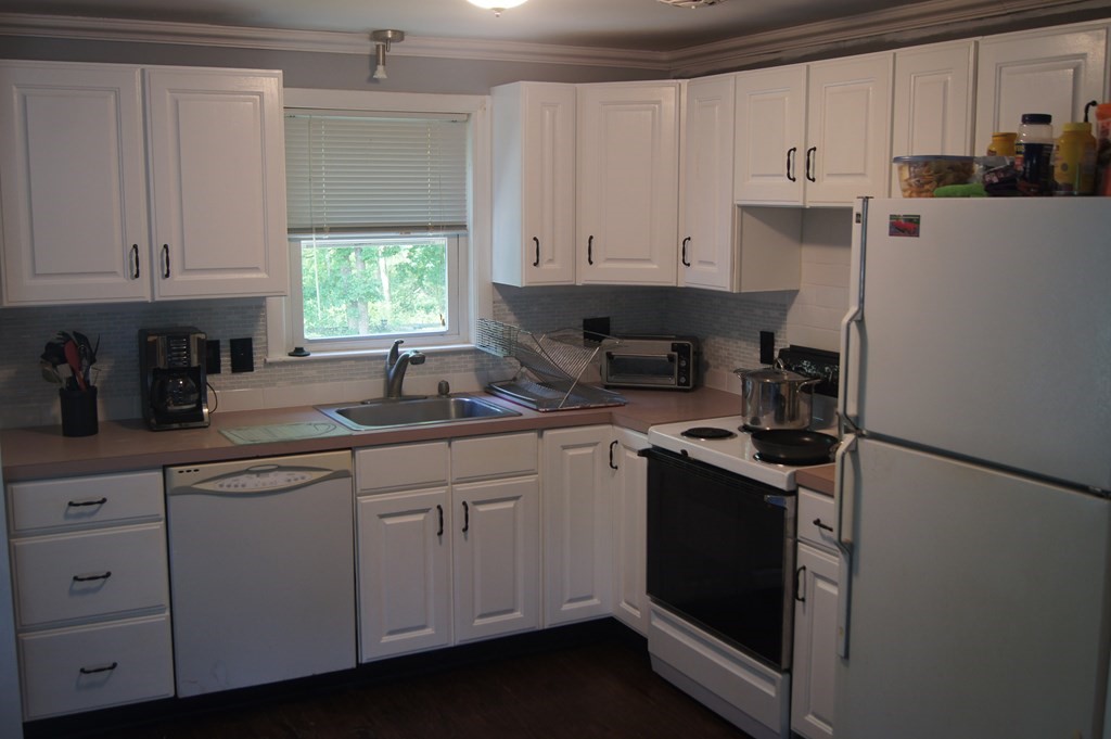 15 Paul Revere Road Property Photo 4