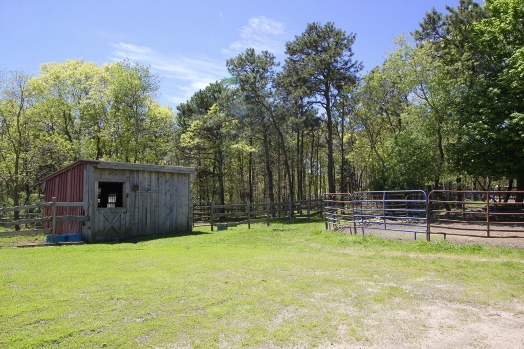 809 Sandwich Rd Property Photo 17