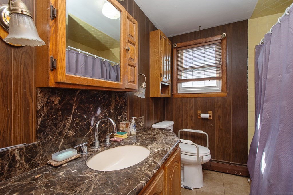 34 Jarvis St Property Photo 14
